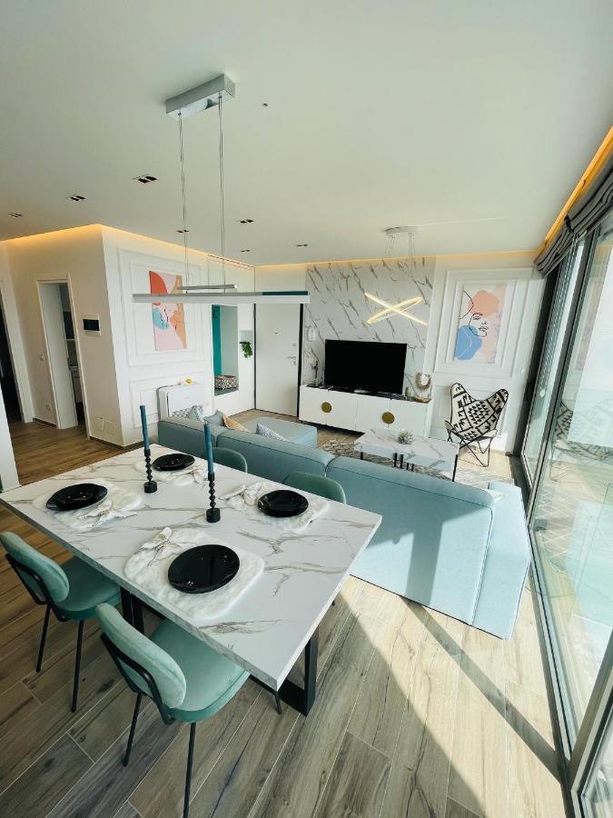 Turquoise Aarohi By Damm's Apartamento *